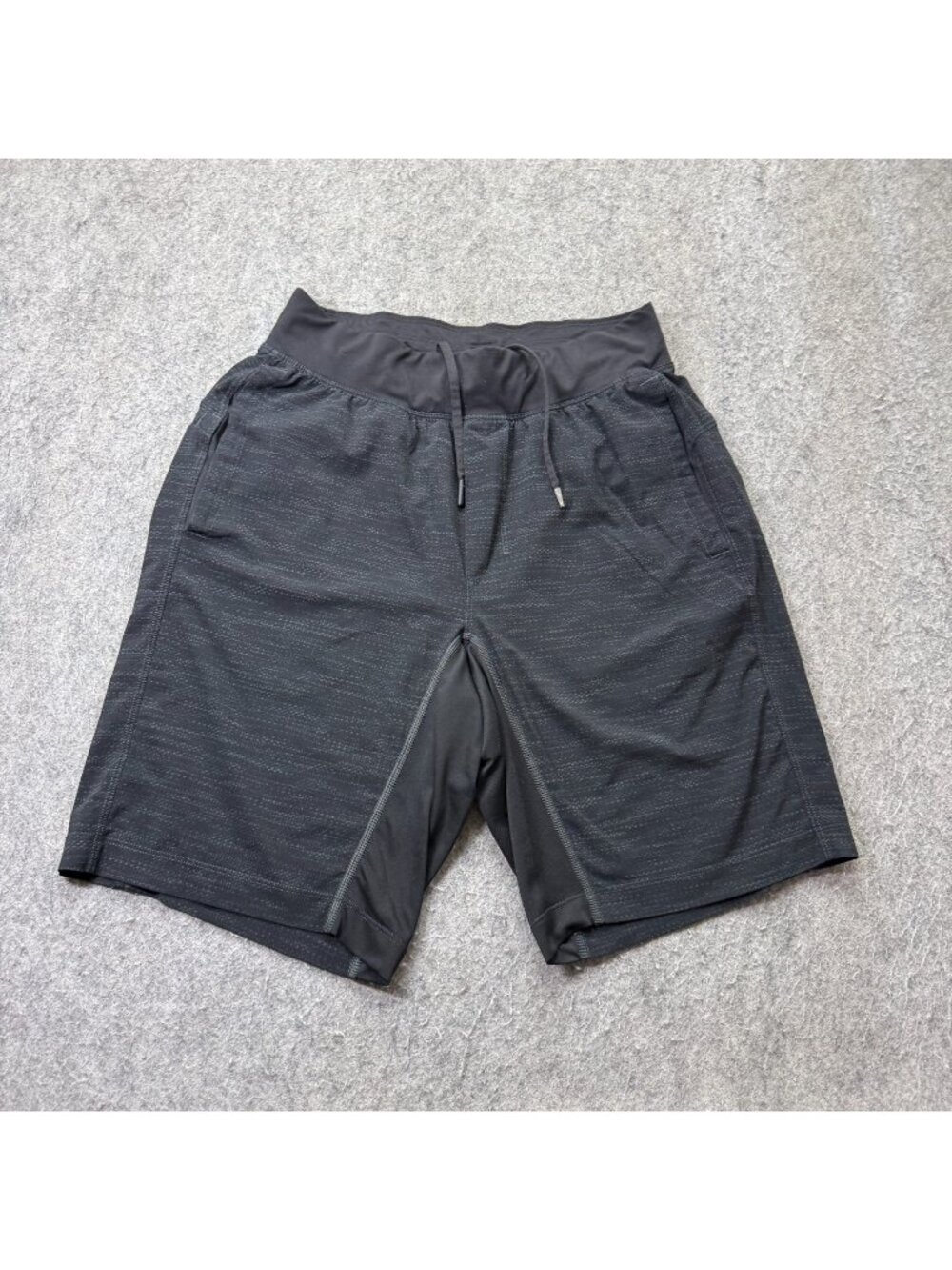 Lululemon T.H.E. Shorts Men S Black 10" Linerless Stretch Training Performance